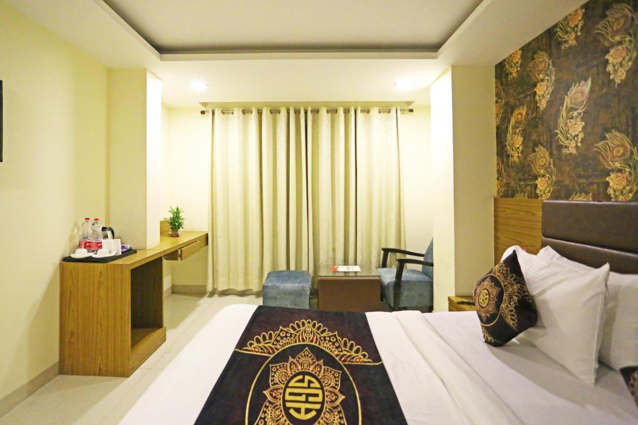 Hotel Grand Suites By D'Capitol Near Delhi Airport نيودلهي المظهر الخارجي الصورة