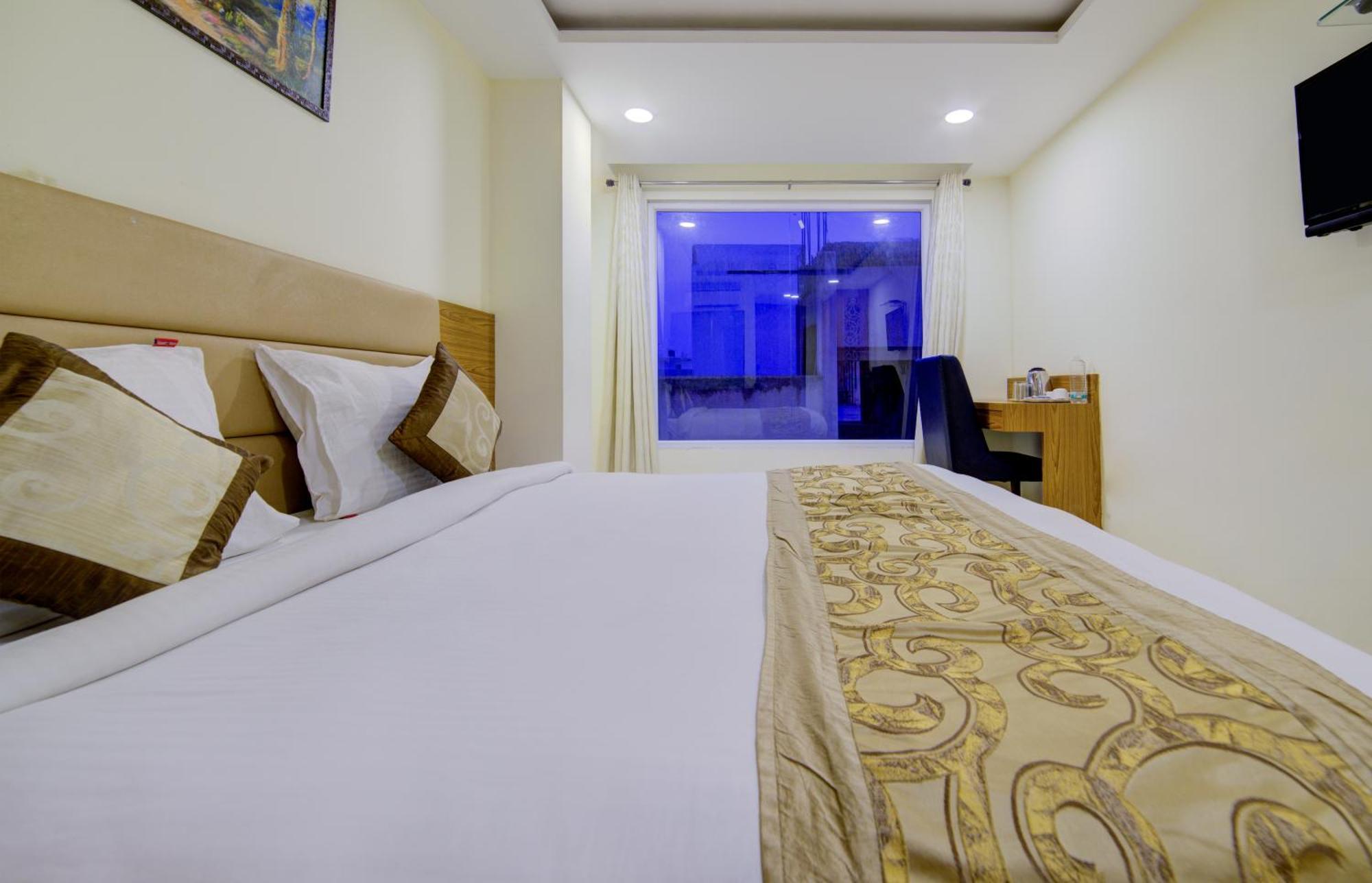 Hotel Grand Suites By D'Capitol Near Delhi Airport نيودلهي المظهر الخارجي الصورة